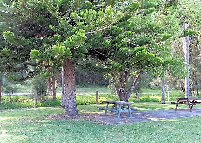 Barlings Beach Holiday Park