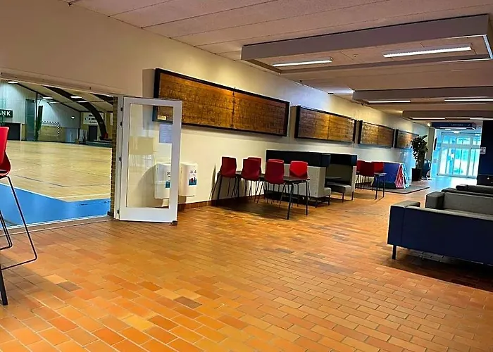 Hirtshals Idraetscenter - Vandrehjem - Hostel