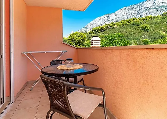 Rossa Apartment