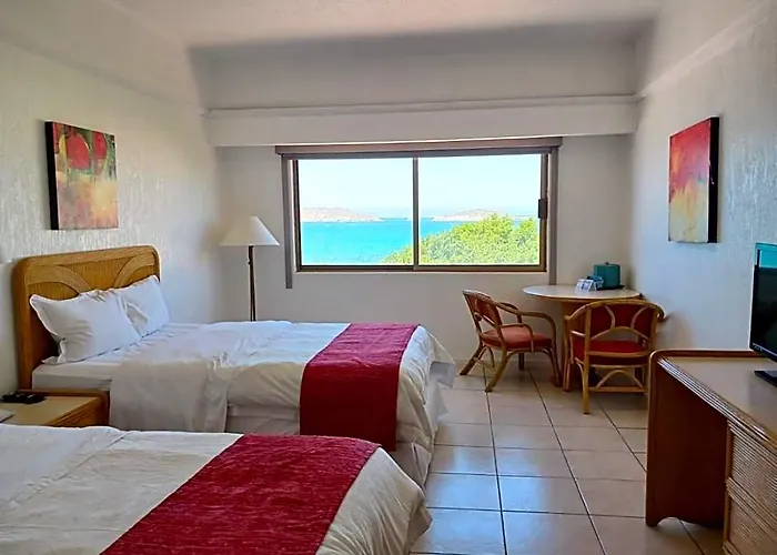 Hotel San Carlos Plaza