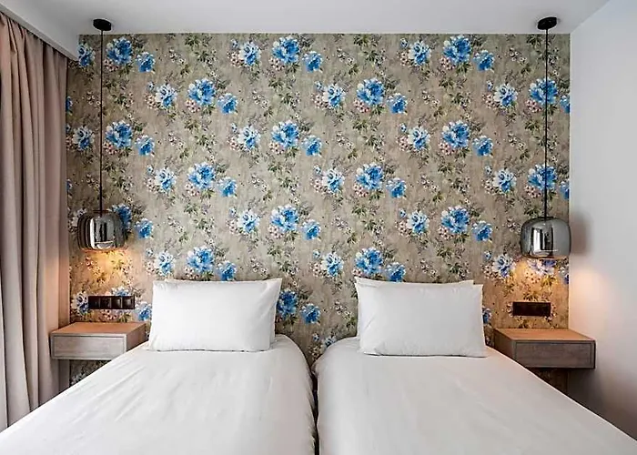 The Orange House Boutique Hotel And Upstairs Rooftop Bar Center Of La Cala De Mijas 100M From The Beach