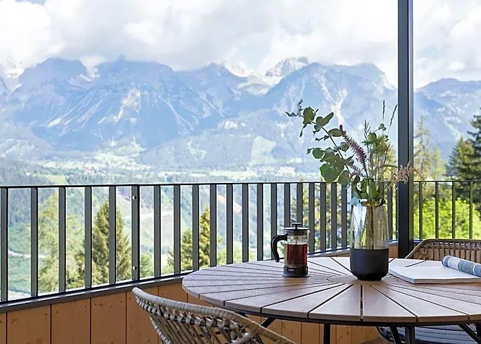 Holzhackerin - The Charming Haus Am Berg