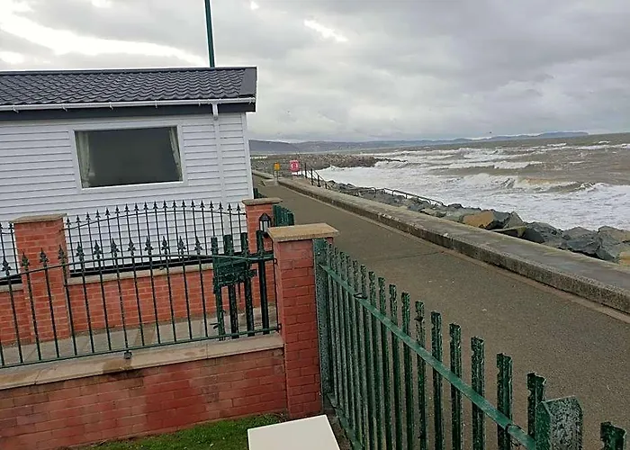 Park Home At Golden Sands Holiday Park N.Wales