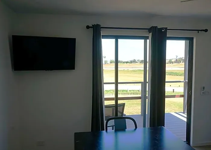 Lake Hume Holiday Park