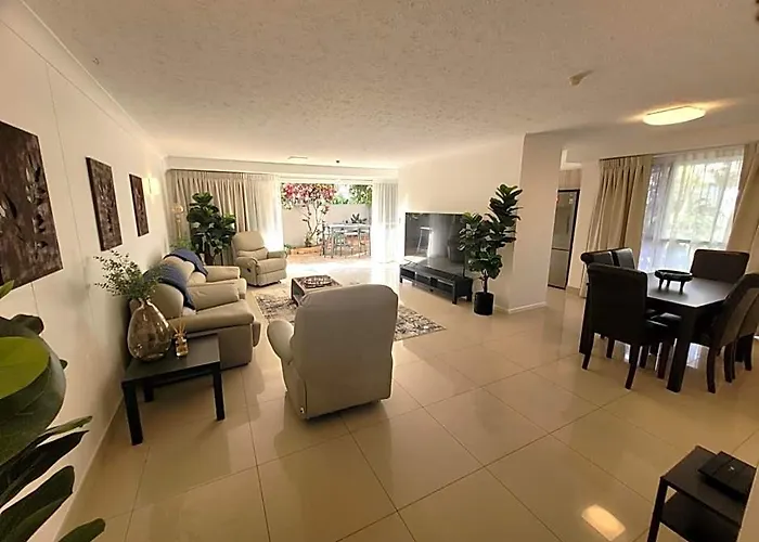 Surfers Chalet