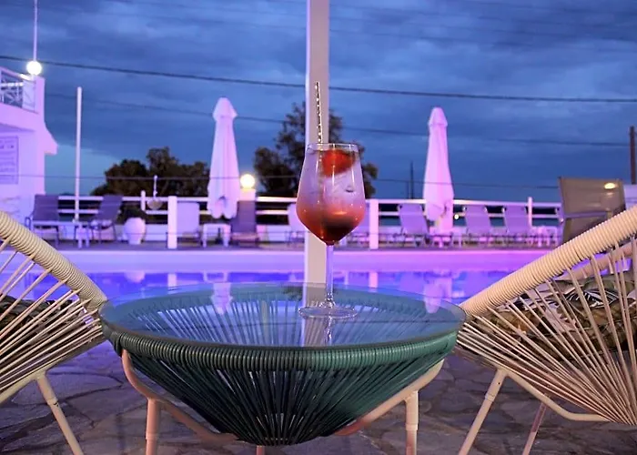 Tropicana Inn