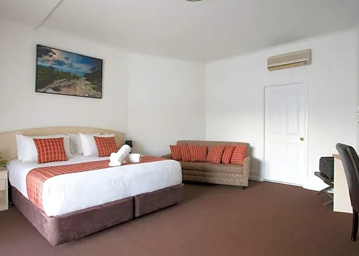 Bowen Inn Motel