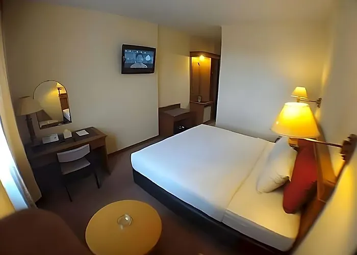 Amans Hotel