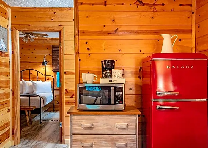 Mt. Mitchell Eco Retreat
