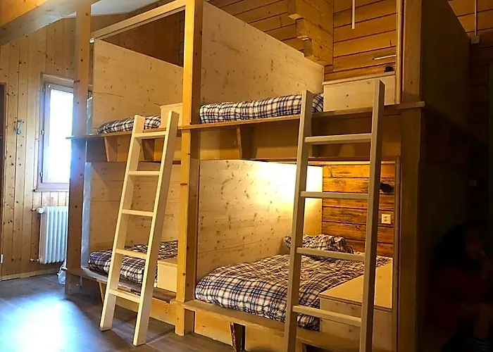 Freeride Hostel Restaurant & Camps