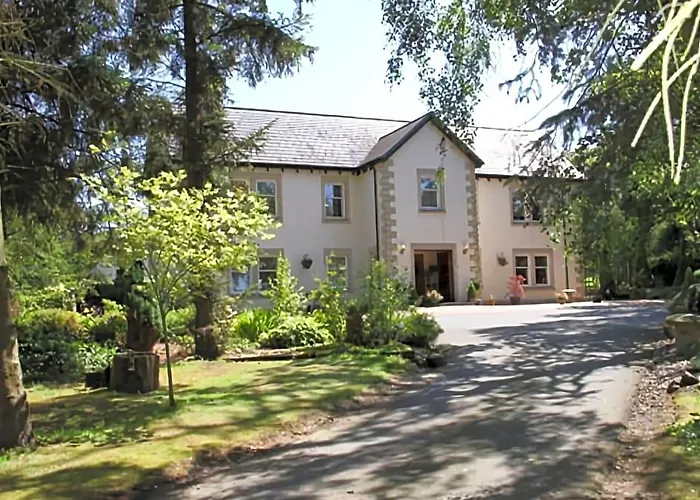 Arden Country House