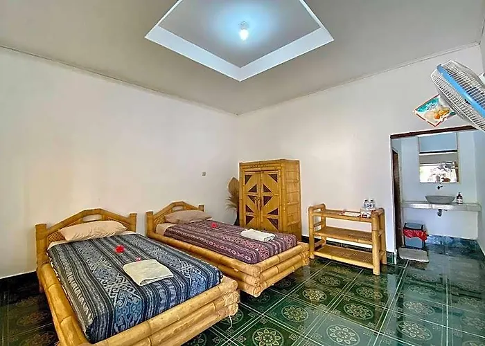 Duyung Rooms And Resto
