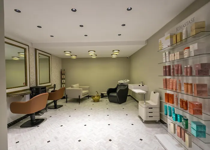 Dar Lys Luxury Riad & Spa