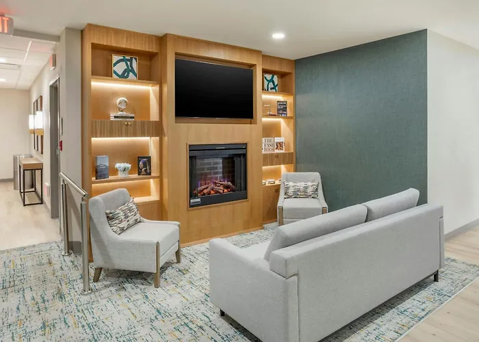 Four Points By Sheraton Newark Airport