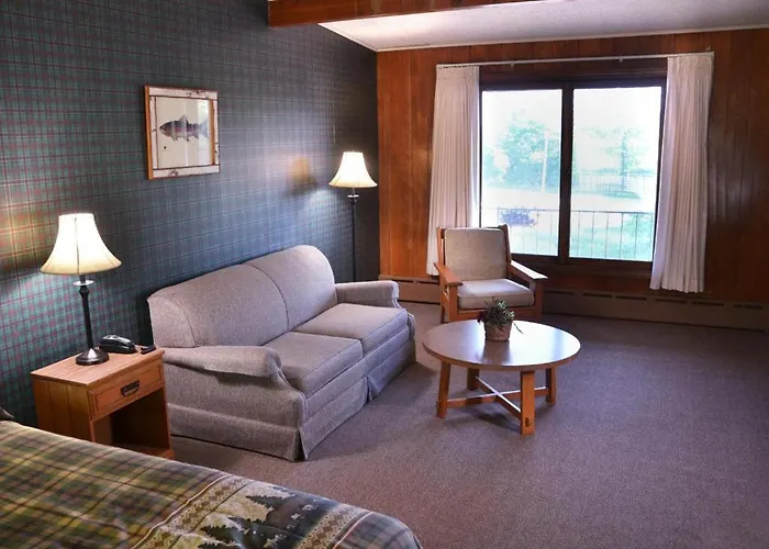 Birchwood Inn