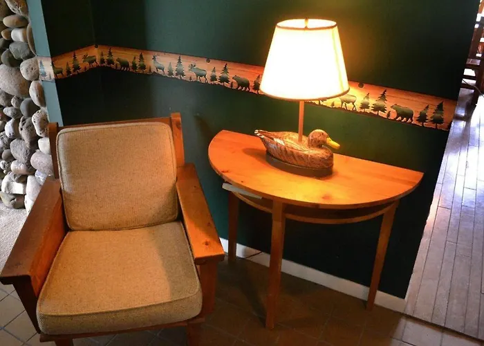 Birchwood Inn