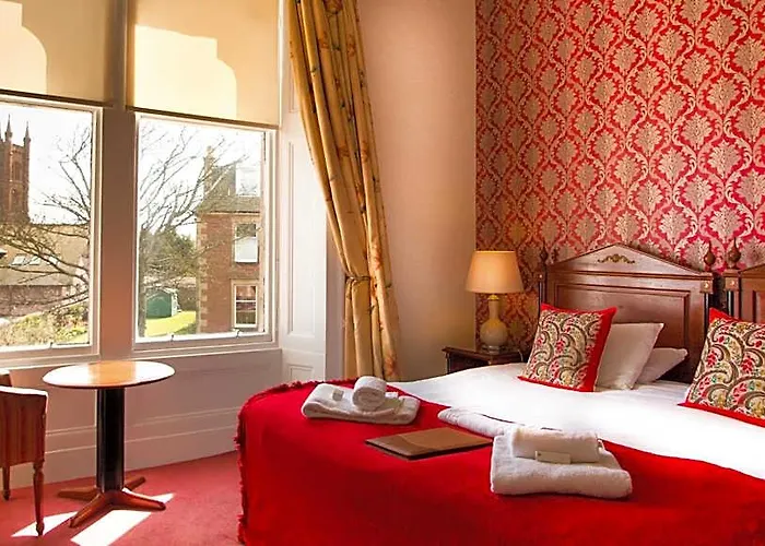 Royal Mackintosh Hotel
