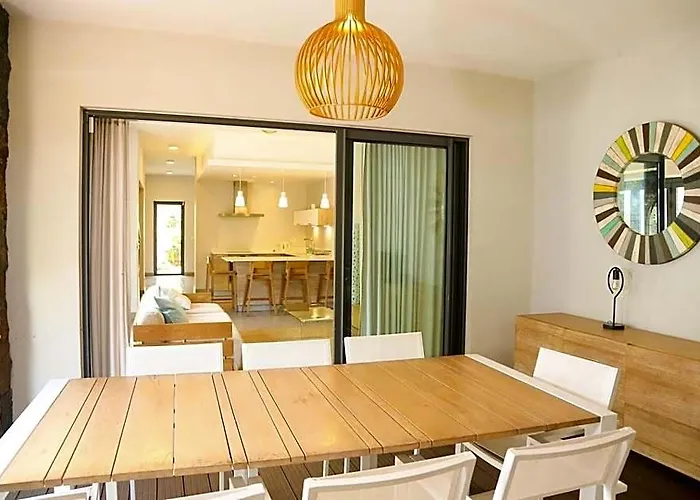 Choisy Les Bains Apartments With Lagoon Pool By Lov Mauritius