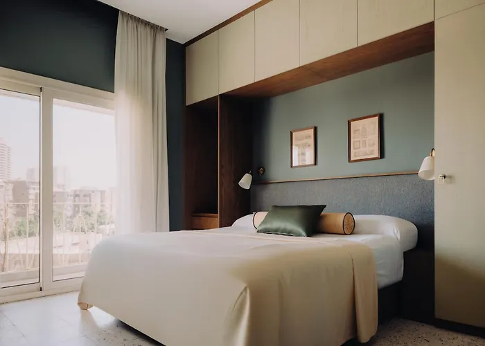 Longchamps l Zamalek l Boutique Hotel with Breakfast