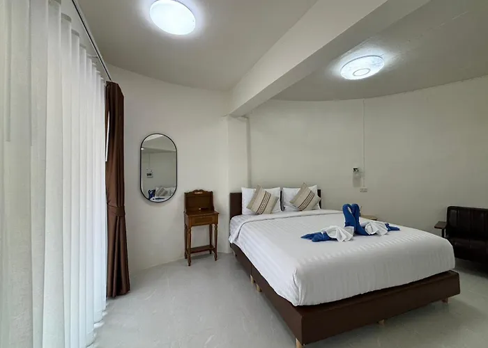 Khao Sok Saengtawan Resort And Camp
