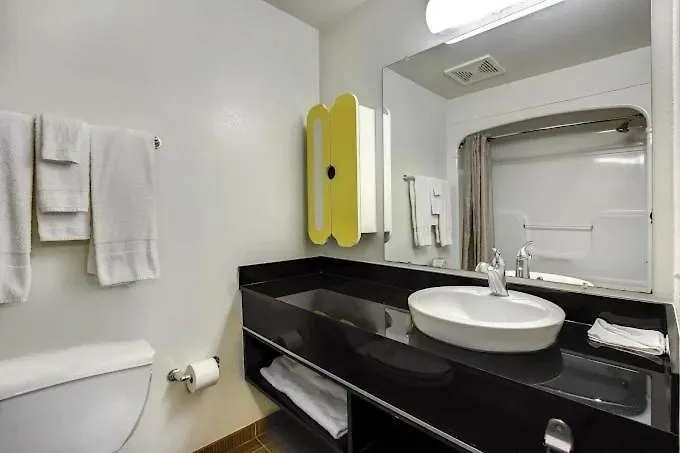 Private Studio Near Rutgers + Transit