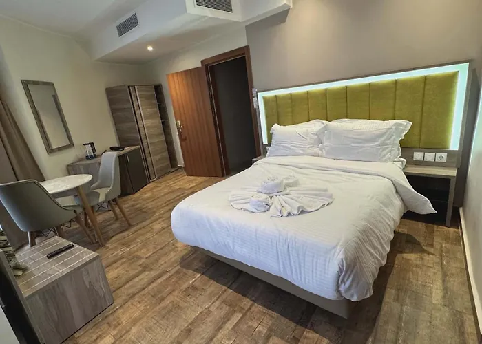 Hotel Corner King