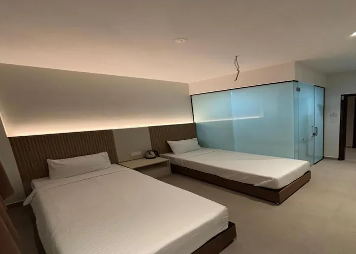 Coastline Hotel 6 Avenue Portdickson