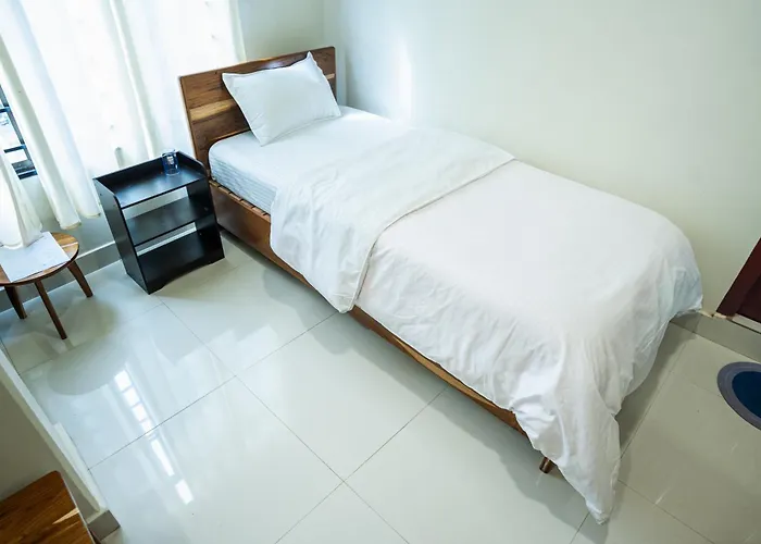 Seven Miles Hotel
