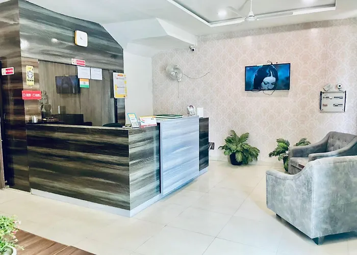 Hotel Grand Inn