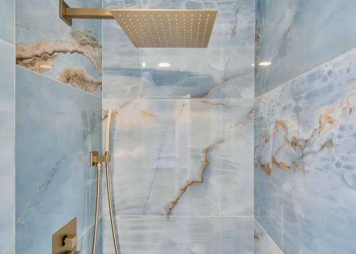 Luxury Breezy Beach Condo Jersey Shore Stay