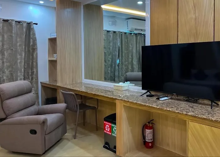 Yuhum Boracay Suites