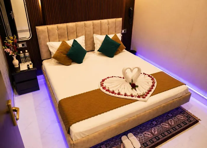 Om Nilay Homestay