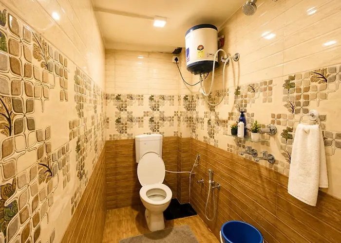 Hotel Varanasi Dv - Near Shree Kashi Vishwanath Temple