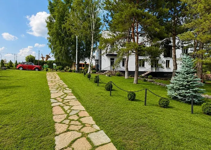 Sochi Resort-Pine Garden Boutique Hotel And Pool Stepanavan