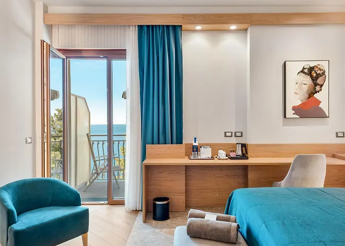 Hotel Porto Roca