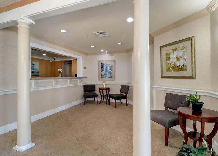Anchorage Inn & Suites - Portsmouth