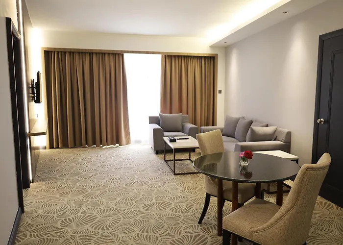 Grand Riverview Hotel