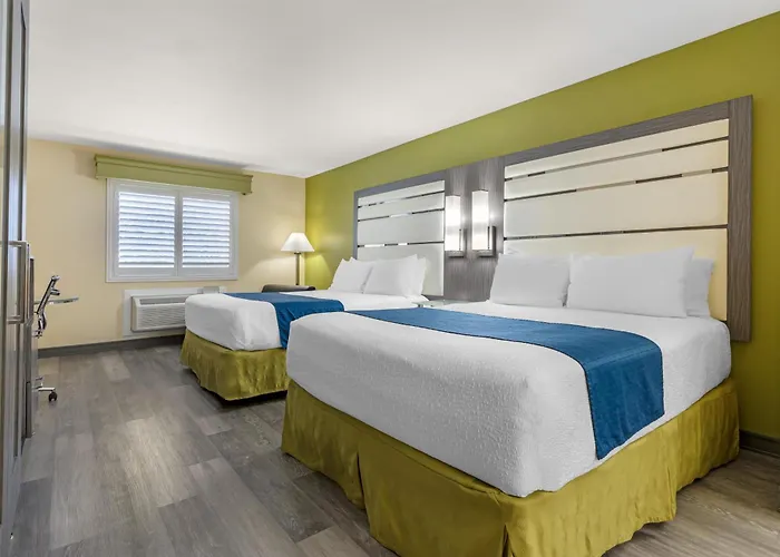 Best Western Antelope Inn & Suites