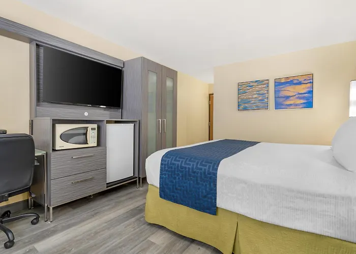 Best Western Antelope Inn & Suites