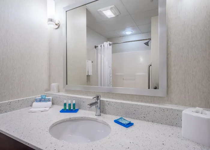 Holiday Inn Express Hanover By Ihg