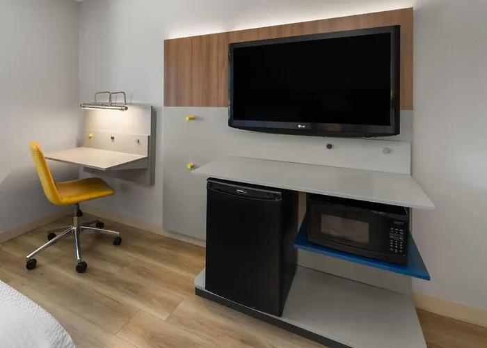 Microtel Inn & Suites By Wyndham Denver Airport