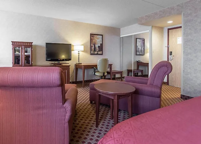 Quality Inn & Suites Bay Front