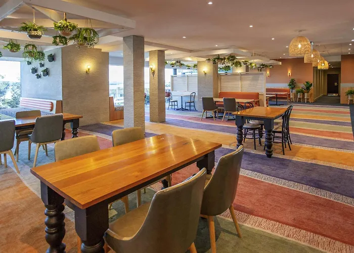 Ibis Styles The Entrance