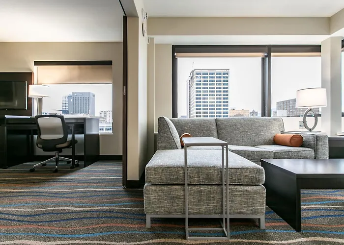 Holiday Inn & Suites Chattanooga Downtown By Ihg