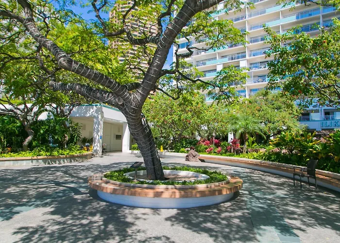 Ilikai Tower 931