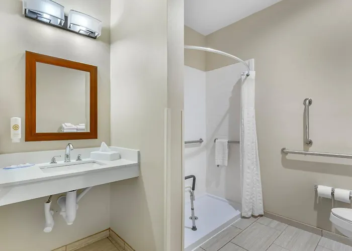 Comfort Suites Greensboro-High Point