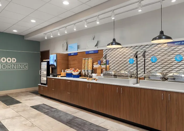 Holiday Inn Express & Suites - Staunton By Ihg