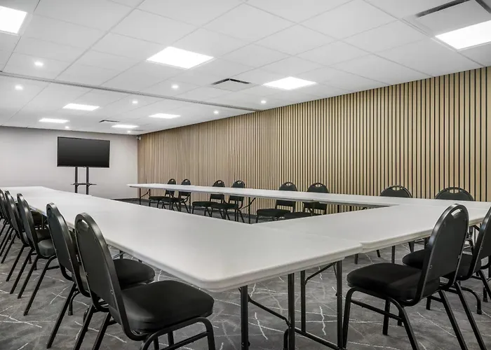 Quality Hotel & Conference Centre Edmundston