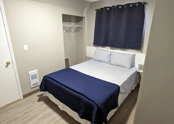 Riverside Motel And Suites