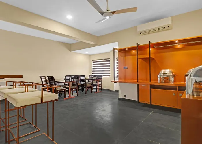Treebo Grand Vistara Airport Suites, 500M From Cochin International Airport
